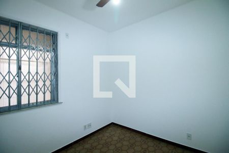 Quarto 1 de casa para alugar com 2 quartos, 77m² em Penha, Rio de Janeiro