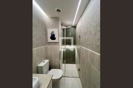Banheiro de apartamento para alugar com 2 quartos, 100m² em Butantã, São Paulo