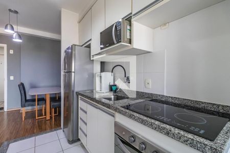 Cozinha de apartamento para alugar com 2 quartos, 59m² em Bethaville I, Barueri