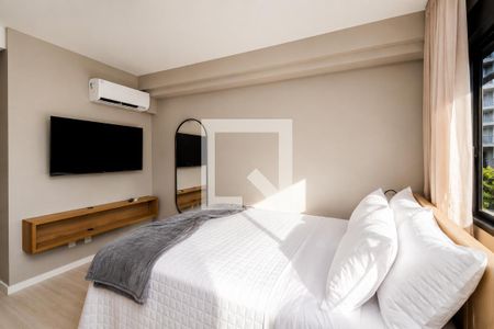 Quarto de kitnet/studio para alugar com 1 quarto, 24m² em Boa Vista, Porto Alegre