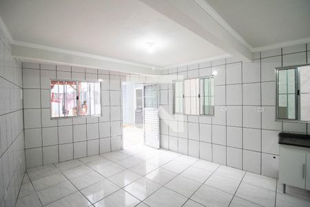 SALA E COZINHA de casa para alugar com 2 quartos, 55m² em Jardim Peri, São Paulo