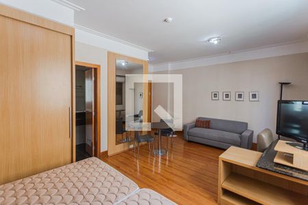 Sala/Quarto de kitnet/studio à venda com 1 quarto, 32m² em Lourdes, Belo Horizonte