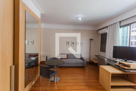 Sala/Quarto de kitnet/studio à venda com 1 quarto, 32m² em Lourdes, Belo Horizonte