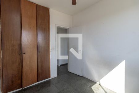 Quarto 2 de apartamento para alugar com 3 quartos, 77m² em Santa Amelia, Belo Horizonte