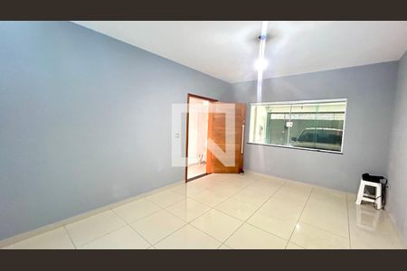 Sala de casa à venda com 4 quartos, 250m² em Jardim Adriana, Guarulhos