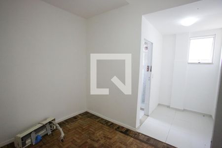 Quarto Suíte de casa para alugar com 3 quartos, 80m² em Tanque, Rio de Janeiro