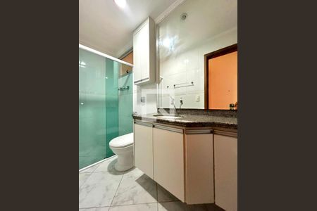 Banheiro de apartamento à venda com 3 quartos, 93m² em São Bernardo, Campinas