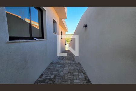 Corredor  de casa à venda com 3 quartos, 157m² em Vila Rica, Lagoa Santa