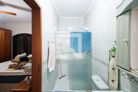 Banheiro da Suíte de casa de condomínio para alugar com 3 quartos, 125m² em Parque Arco Iris, Taubaté