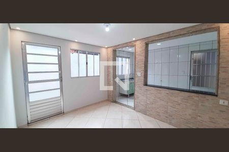 Casa para alugar com 2 quartos, 60m² em Jardim das Flores, Osasco