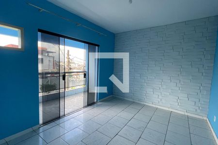 Quarto de casa para alugar com 2 quartos, 80m² em Jardim Vinte E Cinco de Agosto, Duque de Caxias