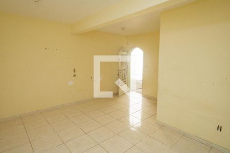Sala 1 de casa para alugar com 3 quartos, 153m² em Campo Grande, Rio de Janeiro