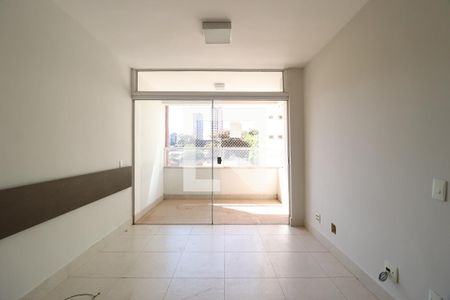 Sala de apartamento para alugar com 2 quartos, 74m² em Patrimônio, Uberlândia