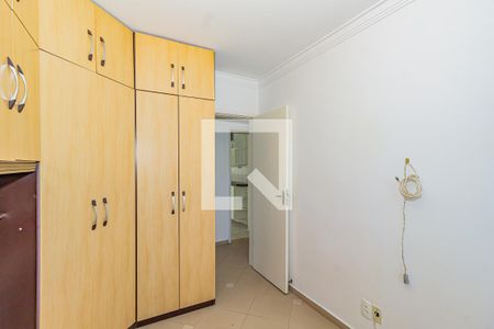 Quarto 1 de apartamento para alugar com 2 quartos, 55m² em Parque Maria Helena, São Paulo