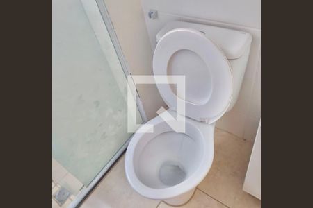Banheiro  de apartamento à venda com 2 quartos, 56m² em Lundcéia, Lagoa Santa