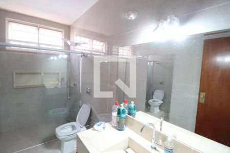 Banheiro Social de casa para alugar com 3 quartos, 269m² em Lídice, Uberlândia