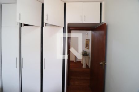 Quarto 1 de casa para alugar com 3 quartos, 269m² em Lídice, Uberlândia