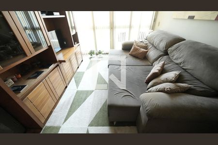 Sala de apartamento à venda com 3 quartos, 74m² em Jardim Bela Vista, Santo André