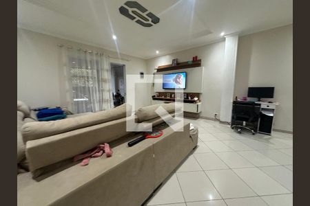 Sala de casa de condomínio à venda com 3 quartos, 209m² em Parque Esmeralda, Barueri
