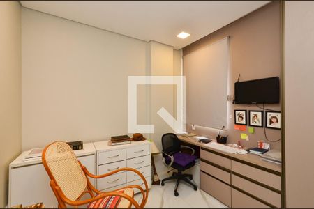 Quarto 1 de apartamento para alugar com 2 quartos, 100m² em Funcionários, Belo Horizonte