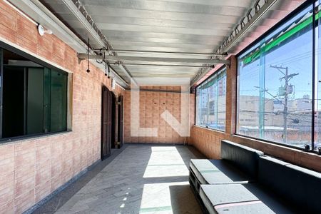 Sacada de casa para alugar com 1 quarto, 52m² em Vila Marlene, São Bernardo do Campo