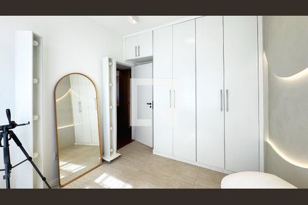 Quarto de apartamento à venda com 3 quartos, 110m² em Buritis, Belo Horizonte