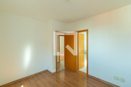 Suíte  de apartamento para alugar com 4 quartos, 83m² em Santa Rosa, Belo Horizonte