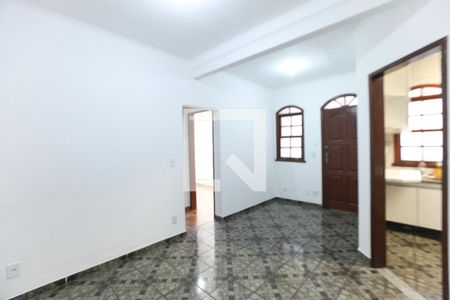Casa à venda com 3 quartos, 160m² em Água Branca, Contagem