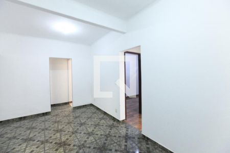 Casa à venda com 3 quartos, 160m² em Água Branca, Contagem