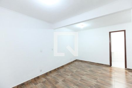 Casa à venda com 3 quartos, 160m² em Água Branca, Contagem