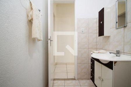 Banheiro de casa para alugar com 1 quarto, 44m² em Parque Sao George, Cotia
