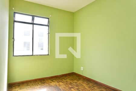 Quarto 2 de apartamento para alugar com 2 quartos, 75m² em Coração Eucarístico, Belo Horizonte