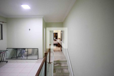 Corredor de casa para alugar com 3 quartos, 360m² em Cidade São Mateus, São Paulo