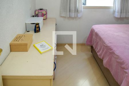 Suíte 1 de casa à venda com 3 quartos, 300m² em Jardim Textil, São Paulo