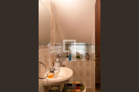 Lavabo de casa para alugar com 4 quartos, 125m² em Vila Rosalia, Guarulhos