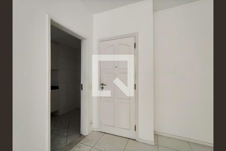 Entrada de apartamento à venda com 3 quartos, 70m² em Praça da Bandeira, Rio de Janeiro