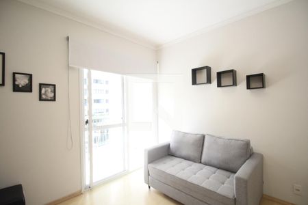 Sala/Cozinha de kitnet/studio à venda com 1 quarto, 32m² em Parque Fernanda, São Paulo