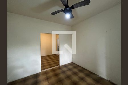 Sala 1 de casa para alugar com 2 quartos, 72m² em Praça Seca, Rio de Janeiro