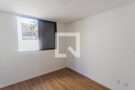 Suíte de apartamento à venda com 3 quartos, 72m² em Santa Tereza, Belo Horizonte