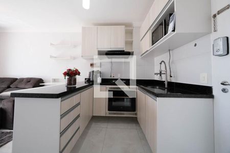 Sala/Cozinha de apartamento para alugar com 1 quarto, 36m² em Jardim Santa Teresinha, São Paulo