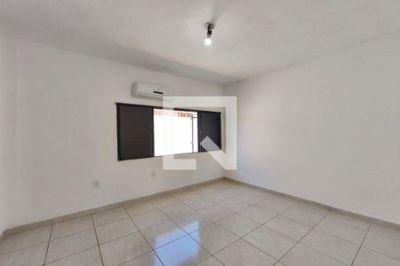 Quarto Suíte de casa para alugar com 4 quartos, 210m² em Jardim Aurelia, Campinas