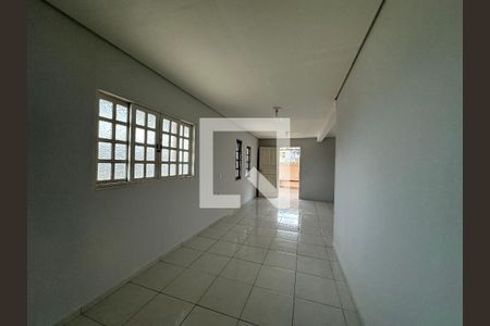 Sala de casa para alugar com 1 quarto, 50m² em Jardim Belval, Barueri