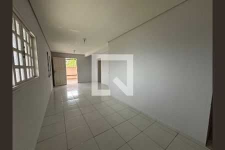 Sala de casa para alugar com 1 quarto, 50m² em Jardim Belval, Barueri