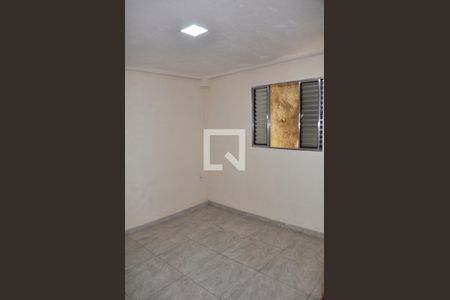 Quarto de casa para alugar com 1 quarto, 60m² em Parque Taipas, São Paulo
