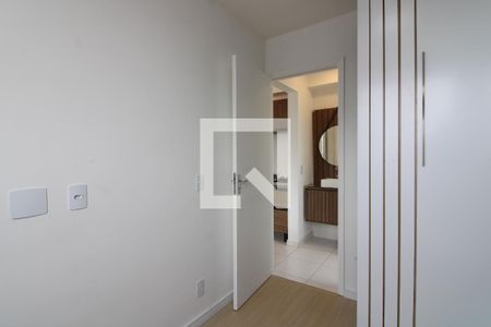 Quarto 1 de apartamento para alugar com 2 quartos, 46m² em Jardim Maringa, São Paulo