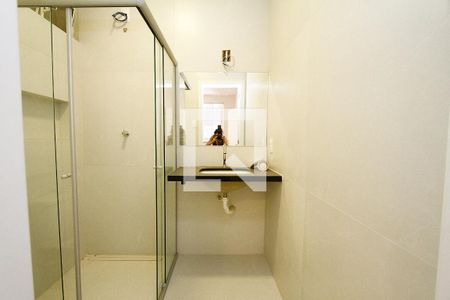 Banheiro de kitnet/studio à venda com 1 quarto, 40m² em Centro, Belo Horizonte