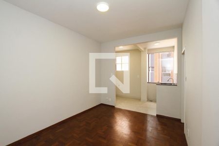 Sala de kitnet/studio à venda com 1 quarto, 40m² em Centro, Belo Horizonte