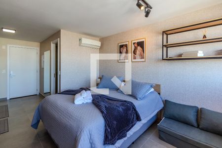 Sala/Quarto de kitnet/studio à venda com 1 quarto, 24m² em Cidade Baixa, Porto Alegre