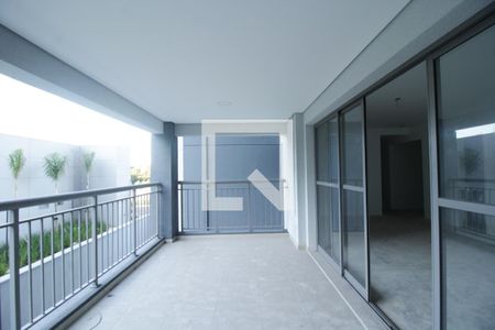 Varanda de apartamento para alugar com 3 quartos, 152m² em City América, São Paulo