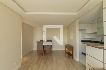 Sala de apartamento para alugar com 2 quartos, 68m² em Capão Raso, Curitiba